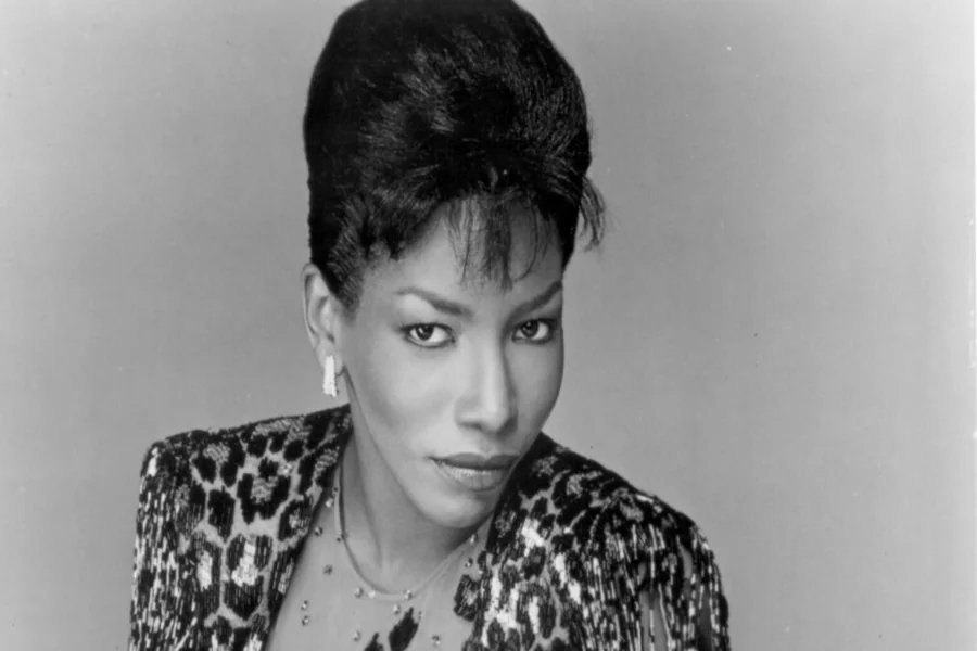 Stephanie Mills Net Worth